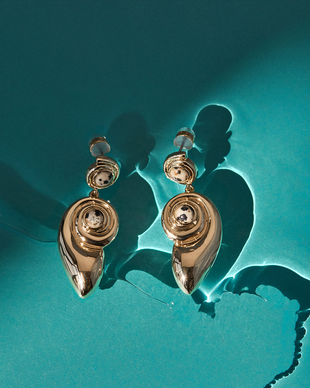 The Palma Shell Statement Earrings- Silver