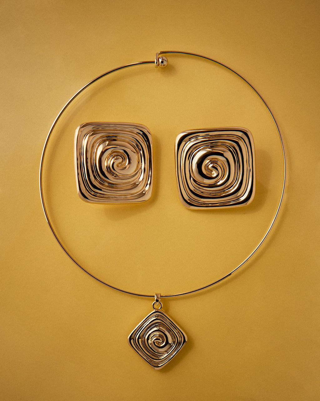 The Seychelles Choker-Gold