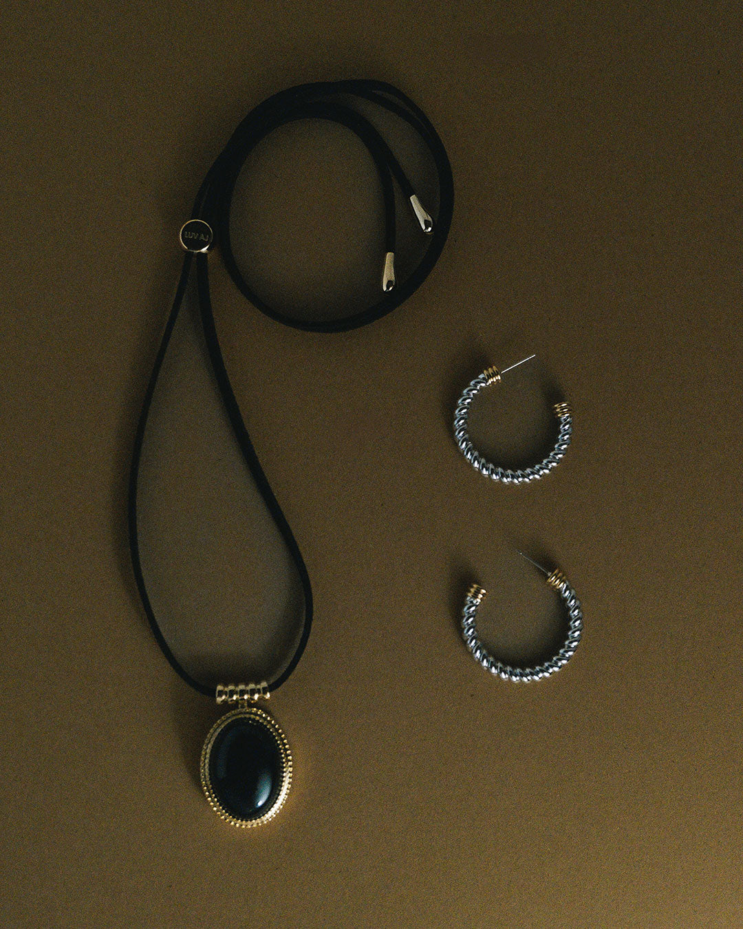 The Midnight Mesa Cord Necklace-Gold