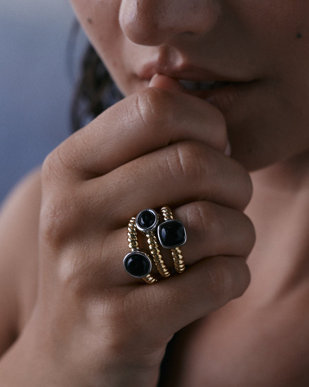 The Midnight Mesa Ring Set-Gold